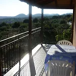 Manolia شقة