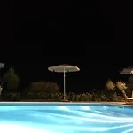 Manolia *