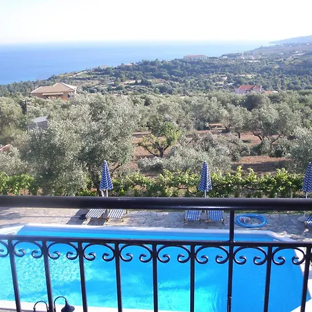 Manolia * Trapezaki (Kefalonia)