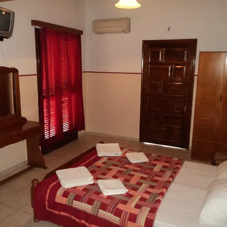 Manolia * Трапезаки