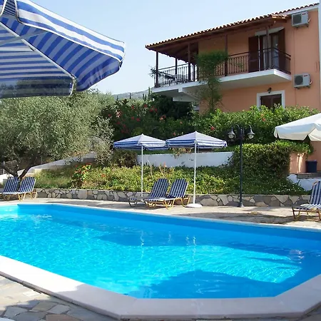 Apartment Manolia *