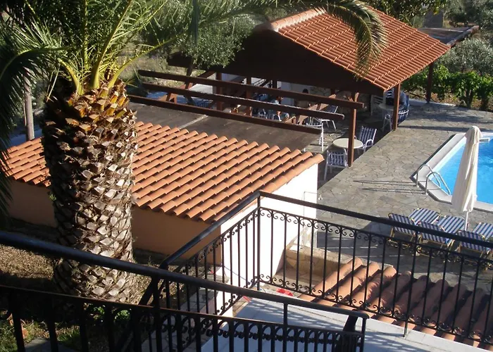 Manolia * Трапезаки