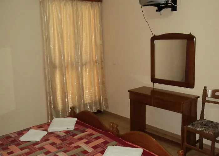 Manolia Апартаменты Трапезаки